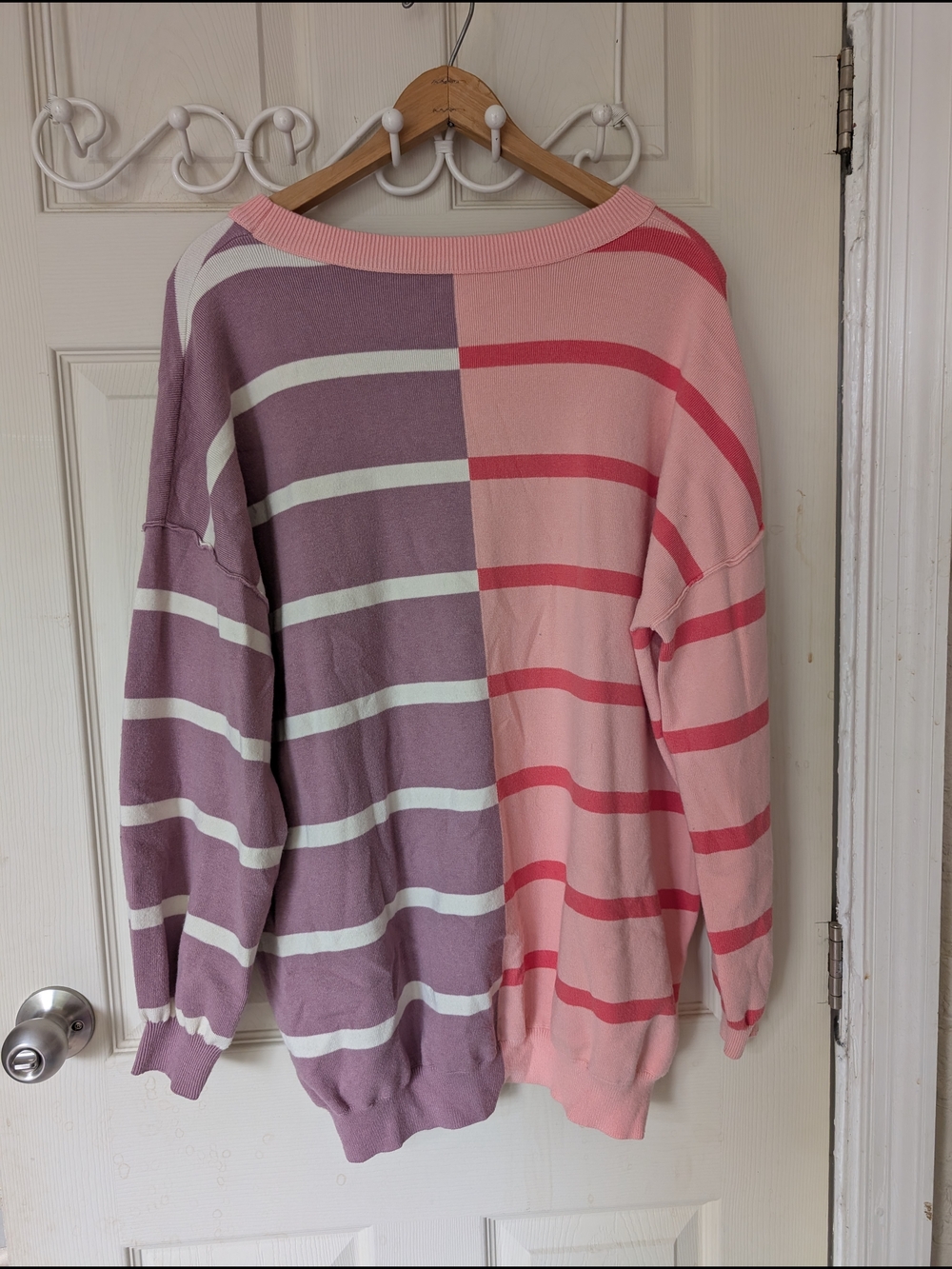 Fisoew Two-Tone Pink & Purple Striped Crewneck Sweater XL - Picture 4 of 7